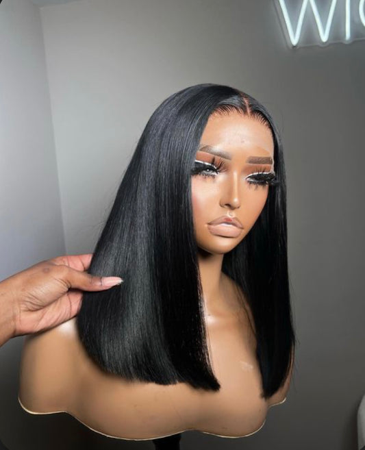 BLACK BOB WIG